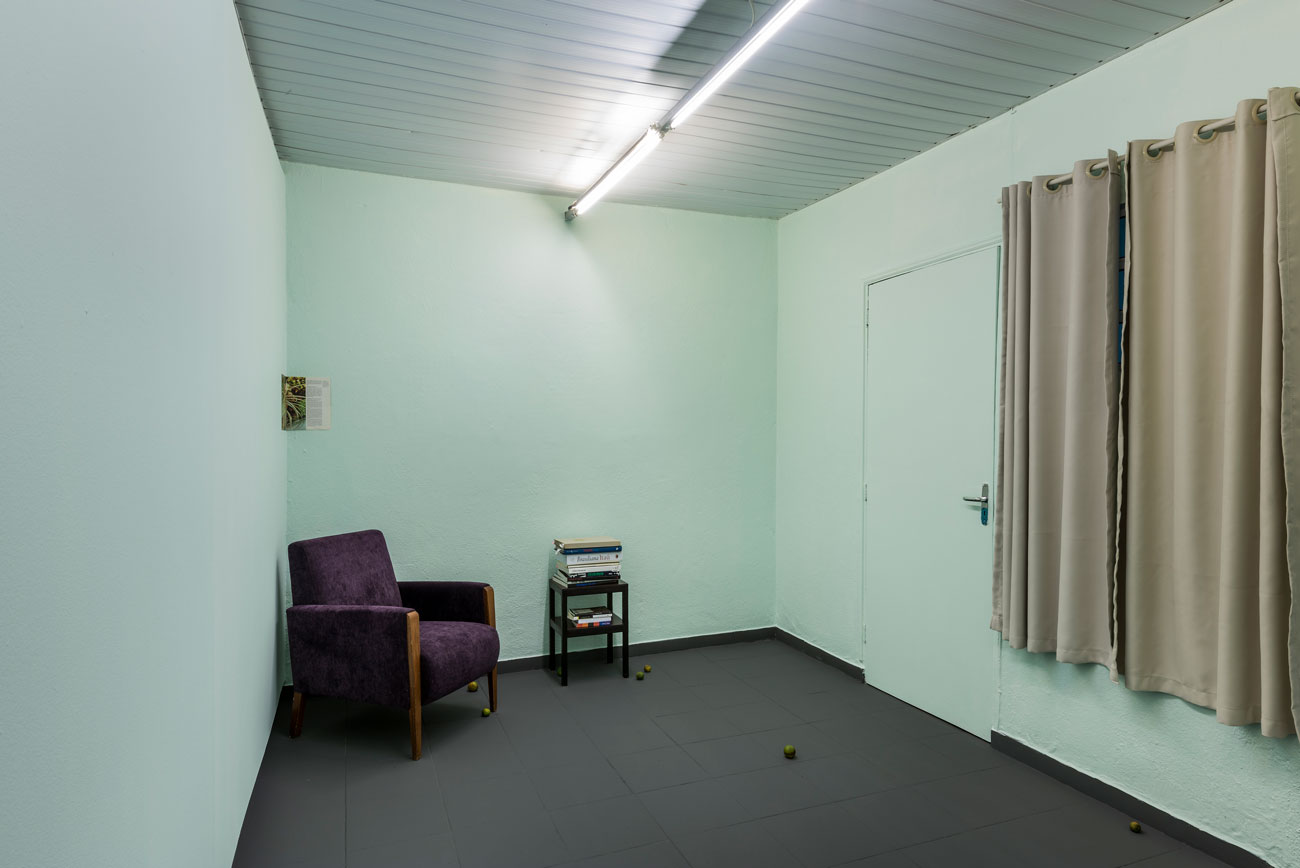 'caer y rodar' by irene grau, Projeto Fidalga, Sao Paulo, BR